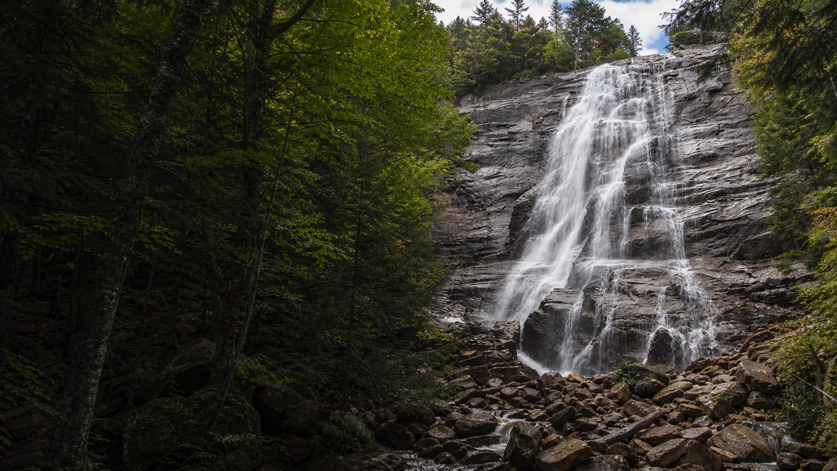 Arethusa Falls waterfall guide