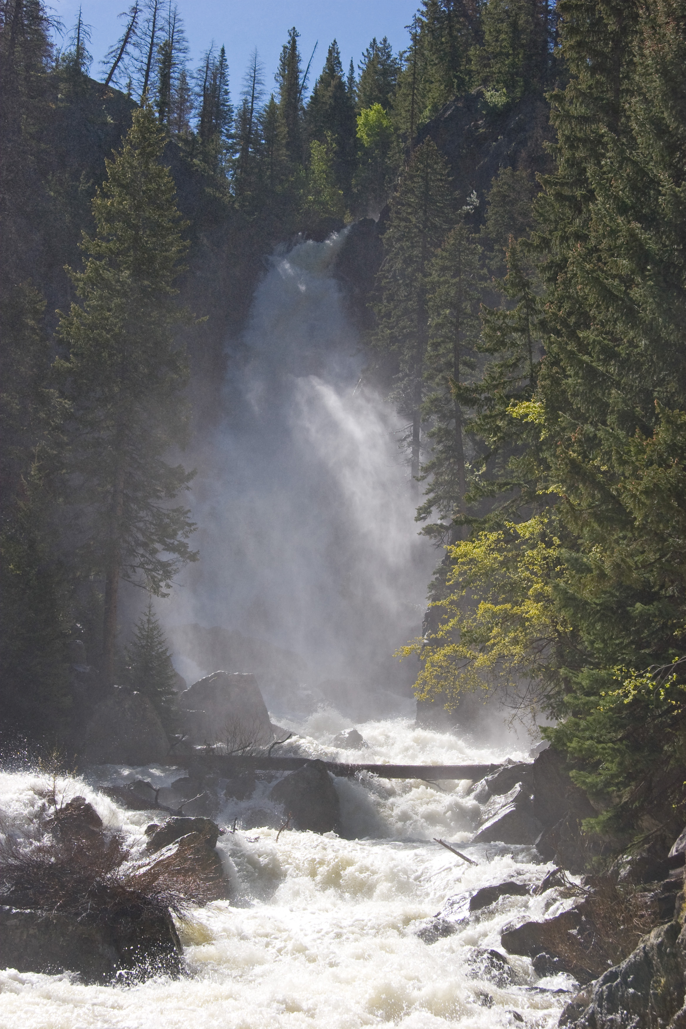Fish Creek Falls in fall or cool-weather visit