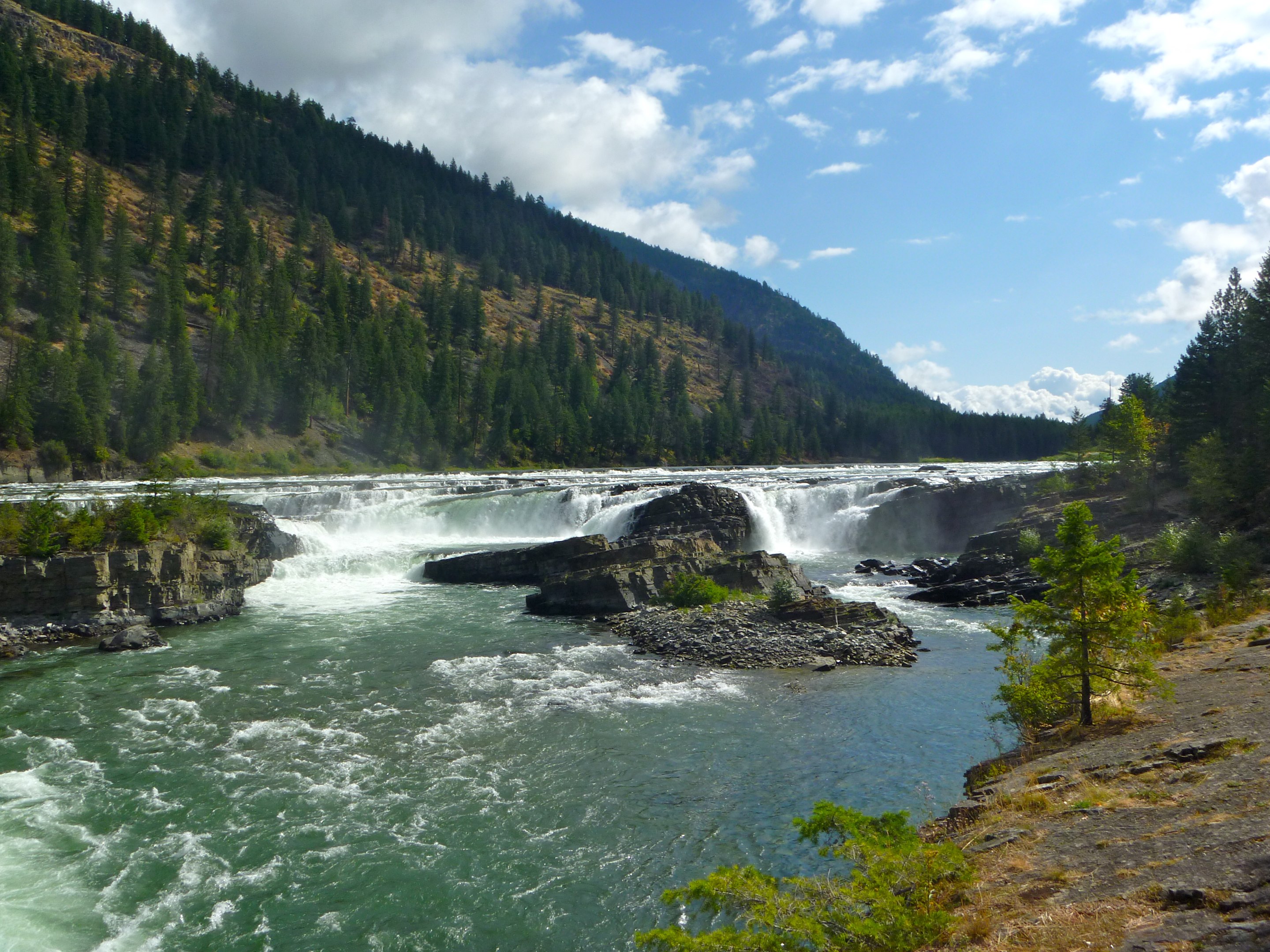 Kootenai Falls waterfall view