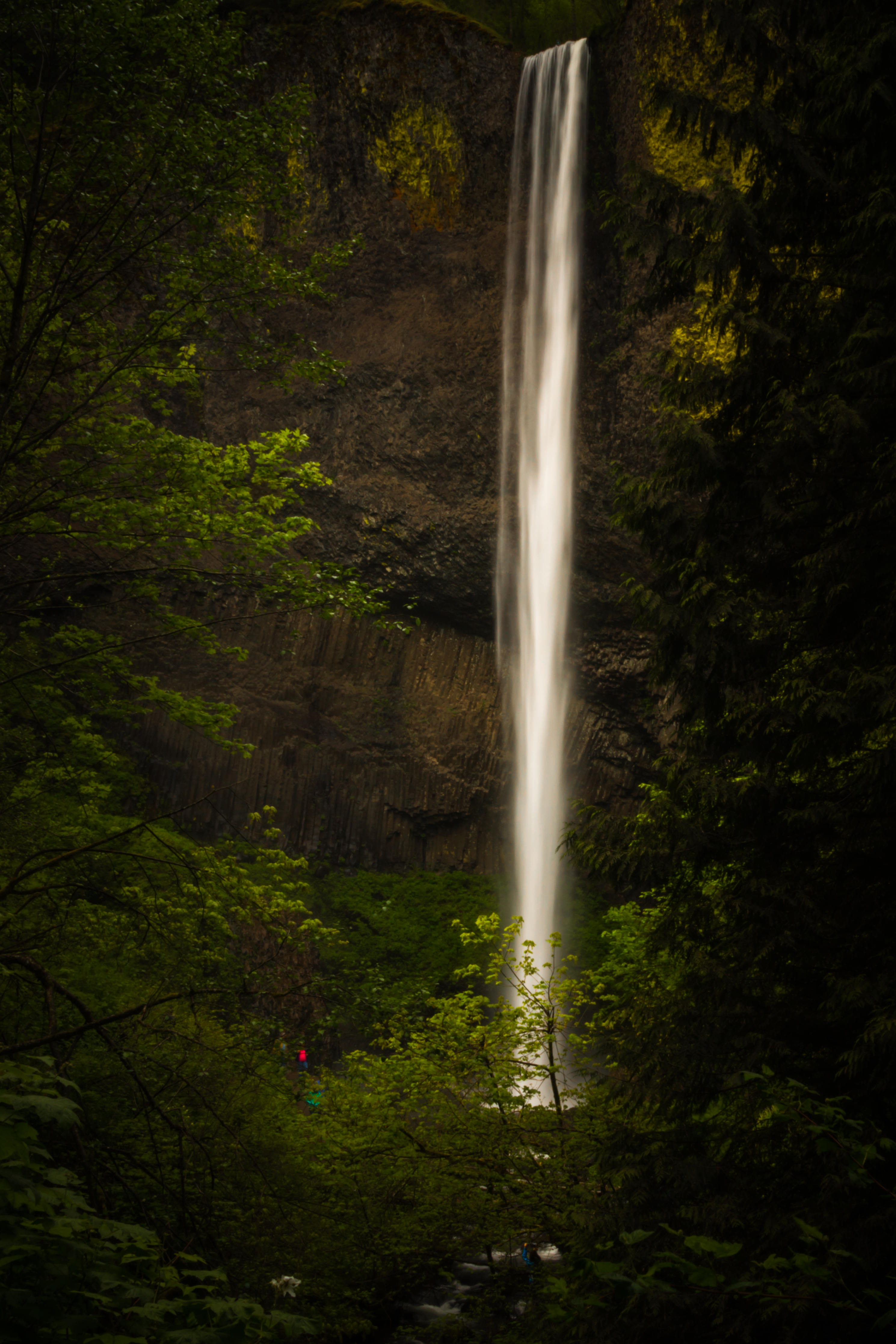 Latourell Falls in fall or cool-weather visit
