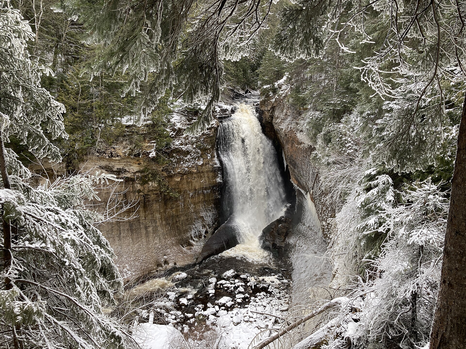Miners Falls waterfall view