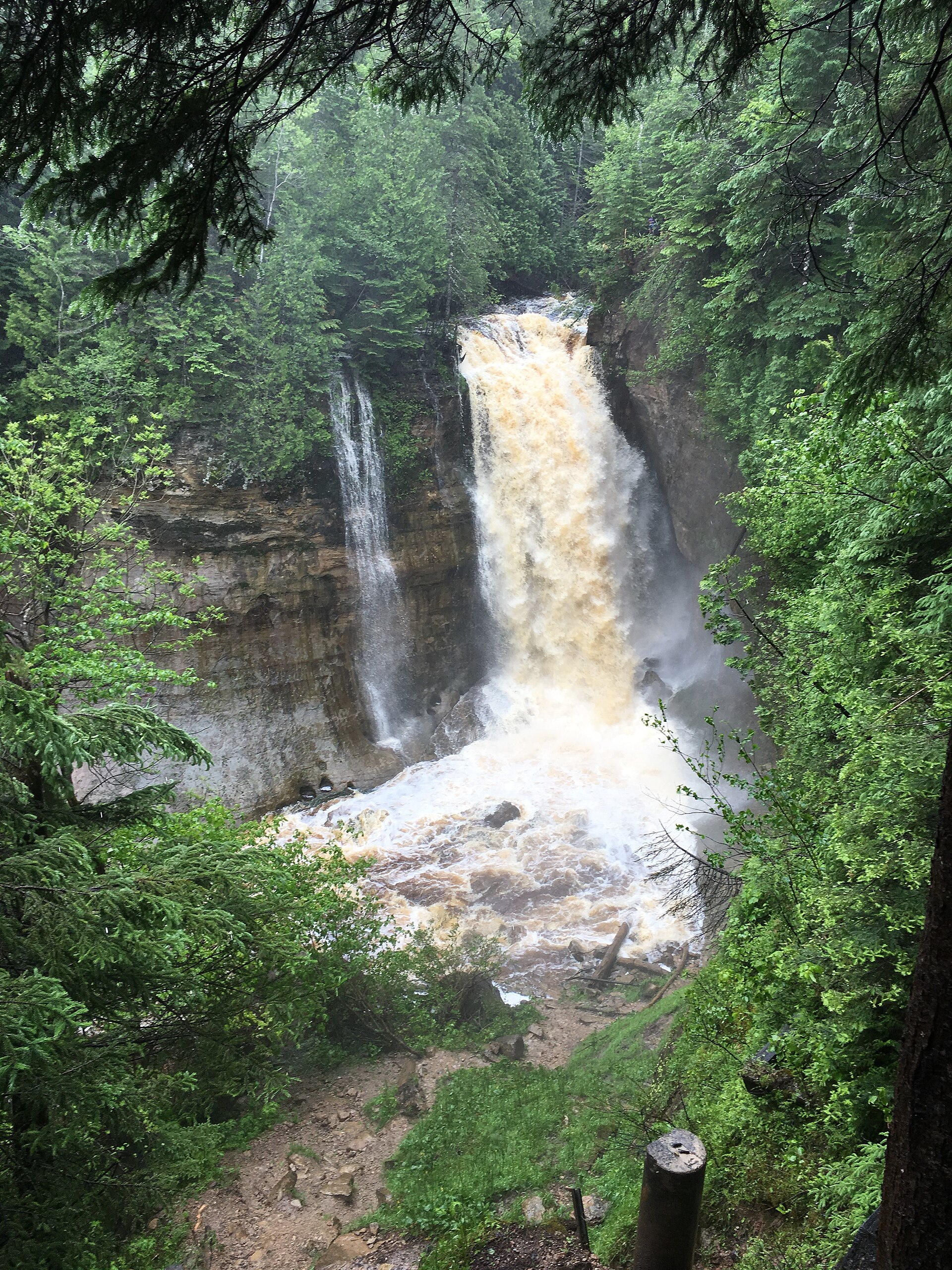 Miners Falls Miners Falls waterfall in Michigan