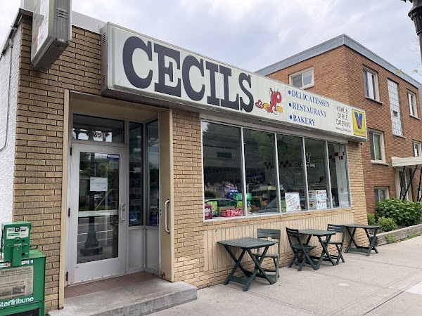 Cecil's