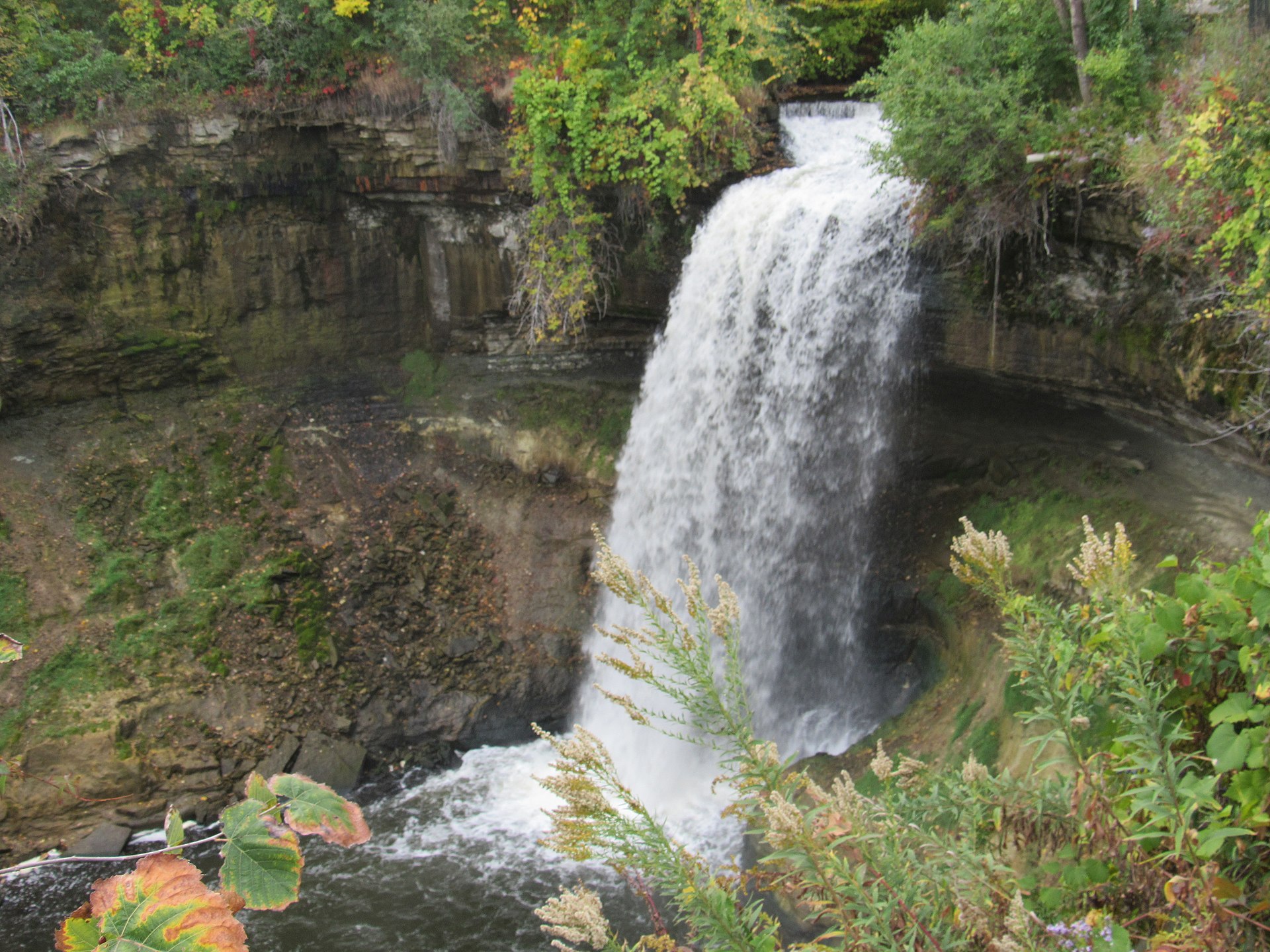 Minnehaha Falls From the south rim