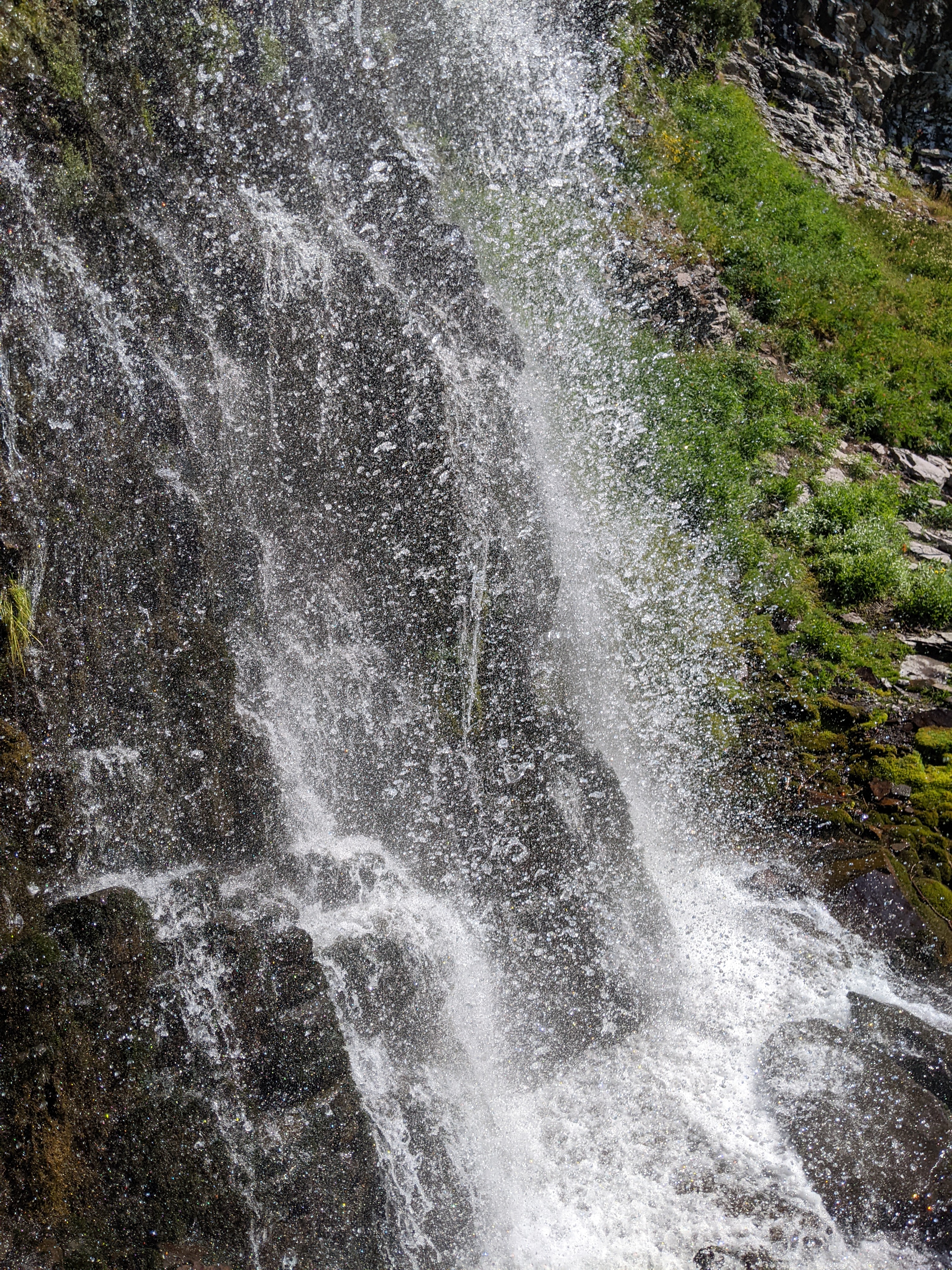 Plaikni Falls waterfall view