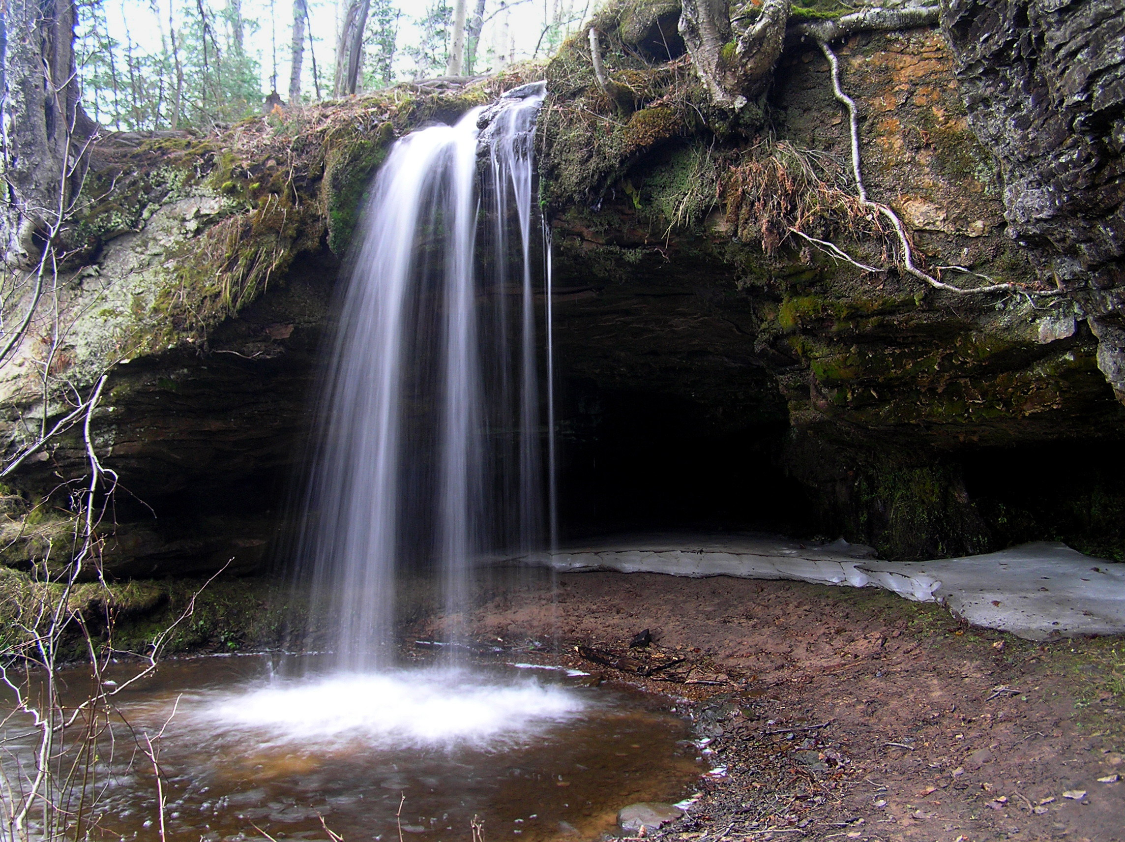 Scott Falls waterfall view