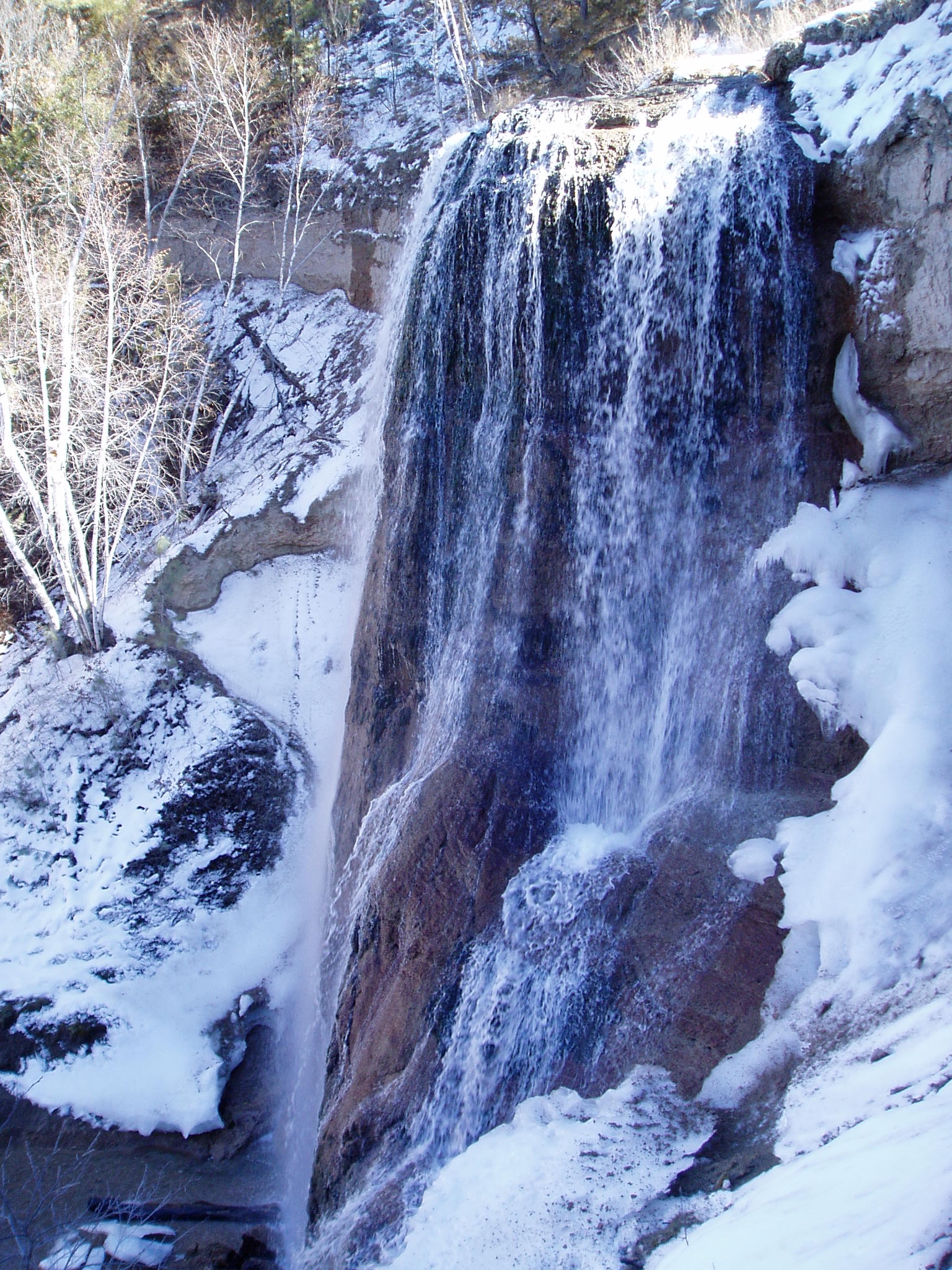 Smith Falls waterfall view