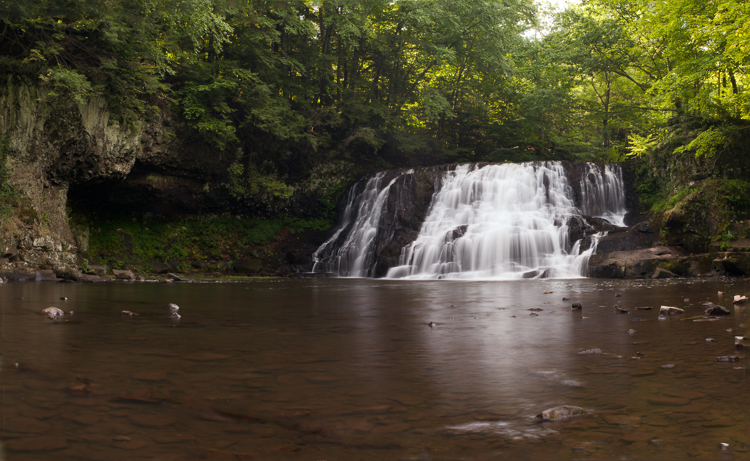 Wadsworth Falls State Park waterfall view