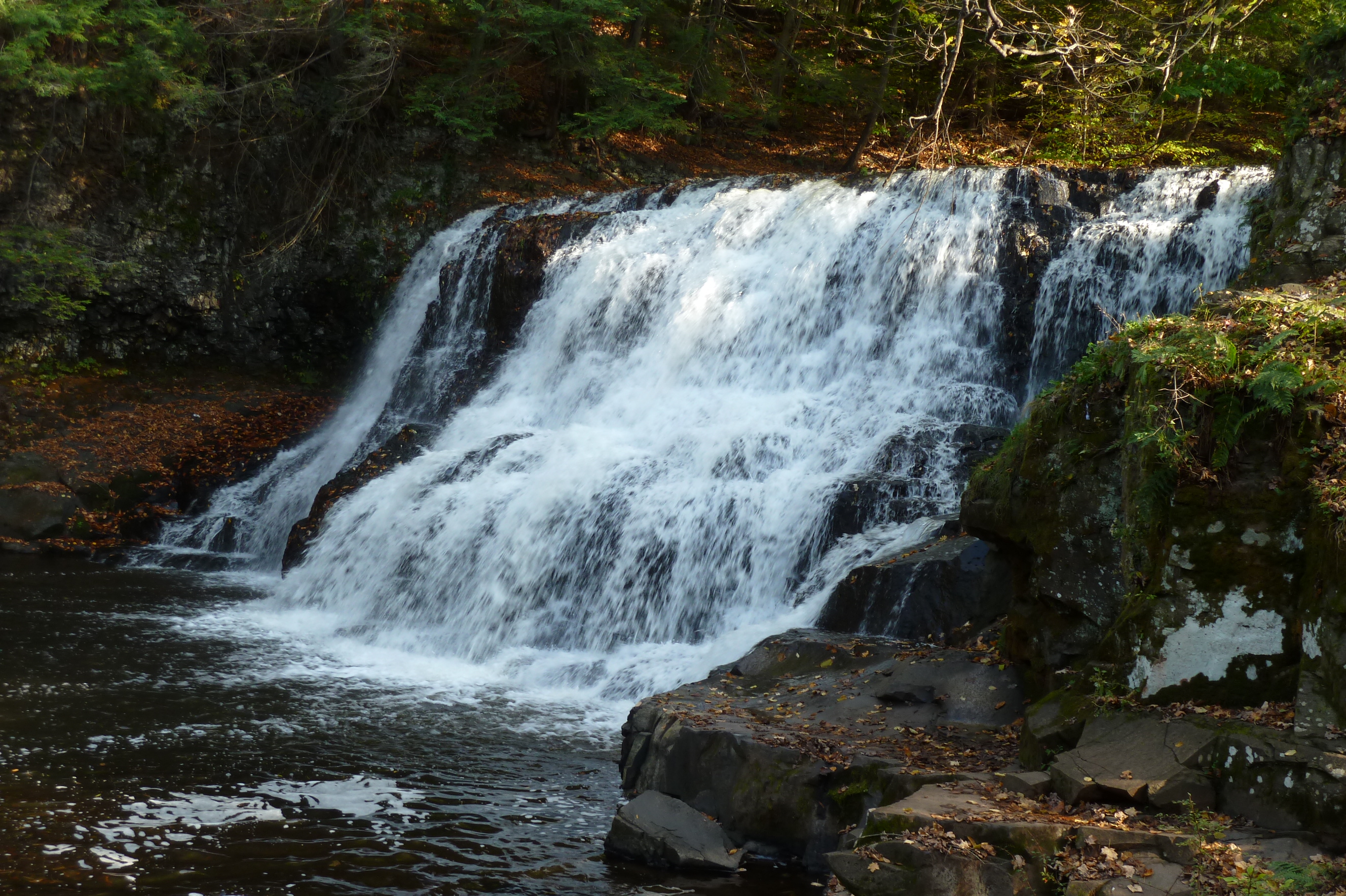 Wadsworth Falls State Park in winter or off-season conditions